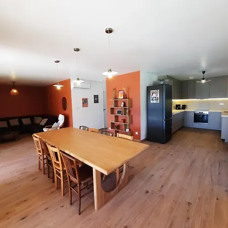 Neuve 8 Pers Grande Terrasse Couverte 10 Min Des Plages Et De Soulac Prázdninový dům *