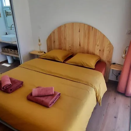 Neuve 8 Pers Grande Terrasse Couverte 10 Min Des Plages Et De Soulac * Talais