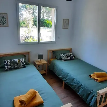 Neuve 8 Pers Grande Terrasse Couverte 10 Min Des Plages Et De Soulac *